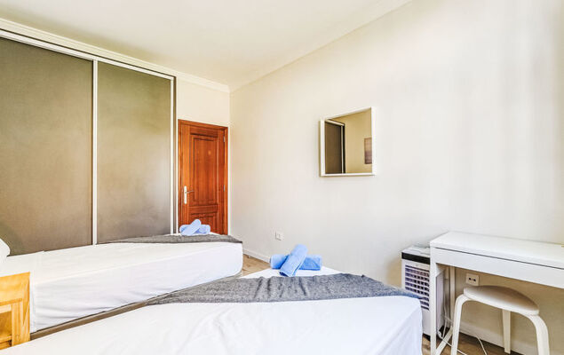 Yubal III - Photo 20